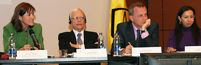 Beatriz Londoño, moderó el panel “Principales consideraciones en la implementación de una política para la primera infancia"